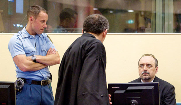 Хашки тужиоци први пут траже прекид!